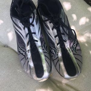 Saucony woman’s spikes